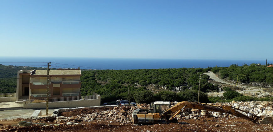 Land for Sale Gharzouz Jbeil Area 826Sqm