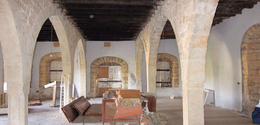 Old House for Sale Ain Kfaa Jbeil Housing area 200Sqm