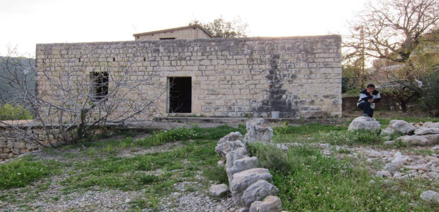 Old House for Sale Ain Kfaa Jbeil Housing area 200Sqm