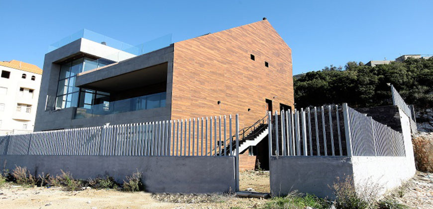 Villa for Sale Halat Jbeil ; Construction is About 750 Sqm