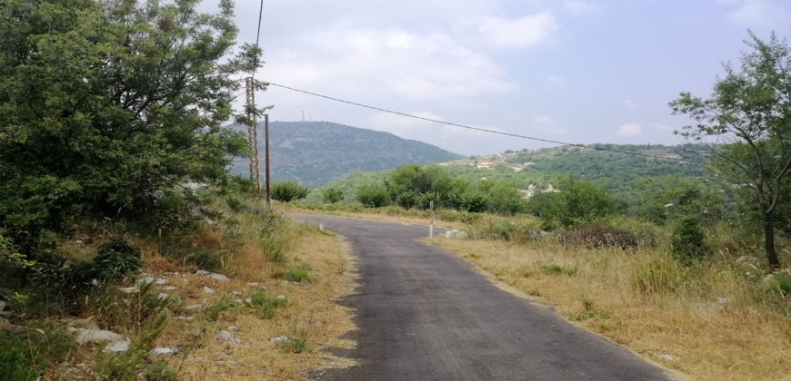 Land for Sale Lehfed Jbeil Area 802Sqm
