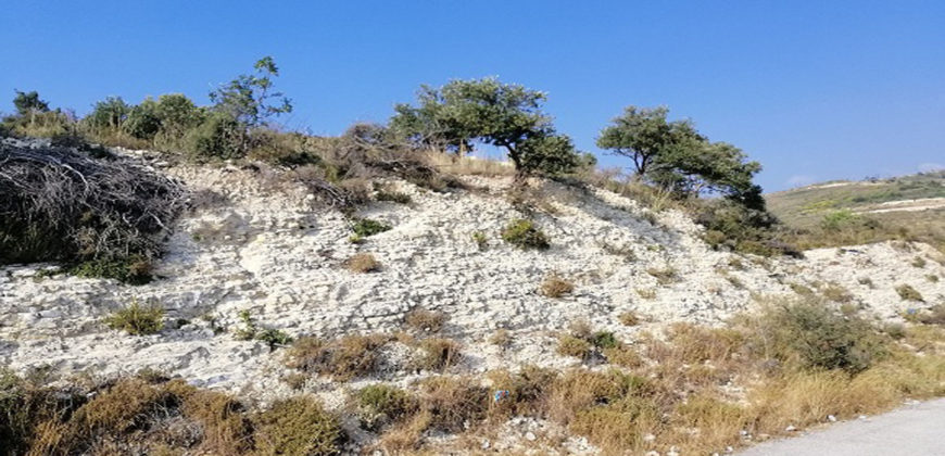 Land for Sale Blat Jbeil Area 1640Sqm