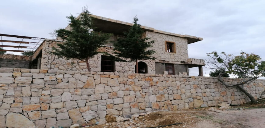 House for Sale Mechmech Jbeil Area The Building is about 203Sqm Land Area 1913Sqm