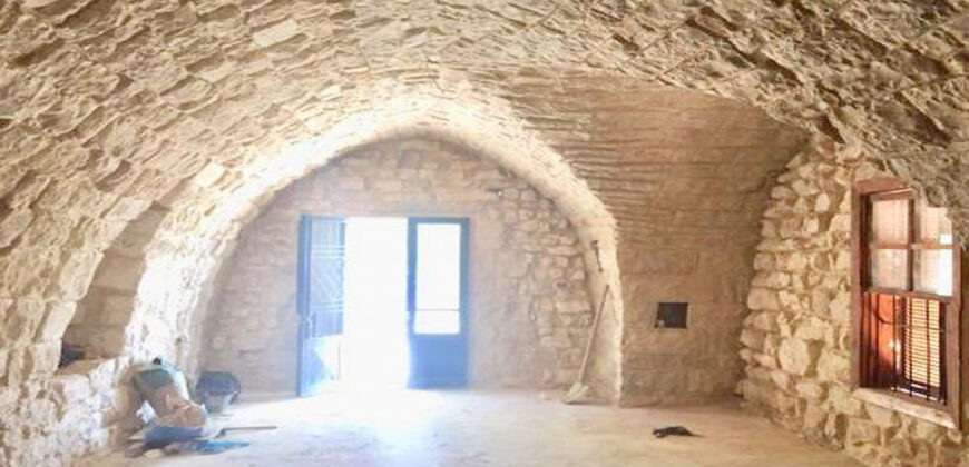 Old House for Sale Bejdarfil Batroun Housing Area 180Sqm