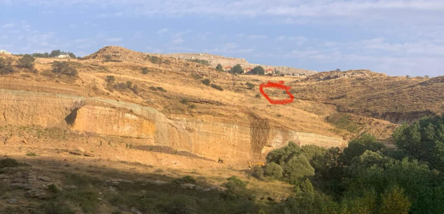 Land for Sale Aaqoura ( Laqlouq ) Jbeil Area 910Sqm