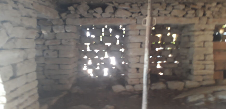 Old House for Sale Kharbeh Jbeil Housing Area 470Sqm and 2 Old Cellars Land Area 1205Sqm