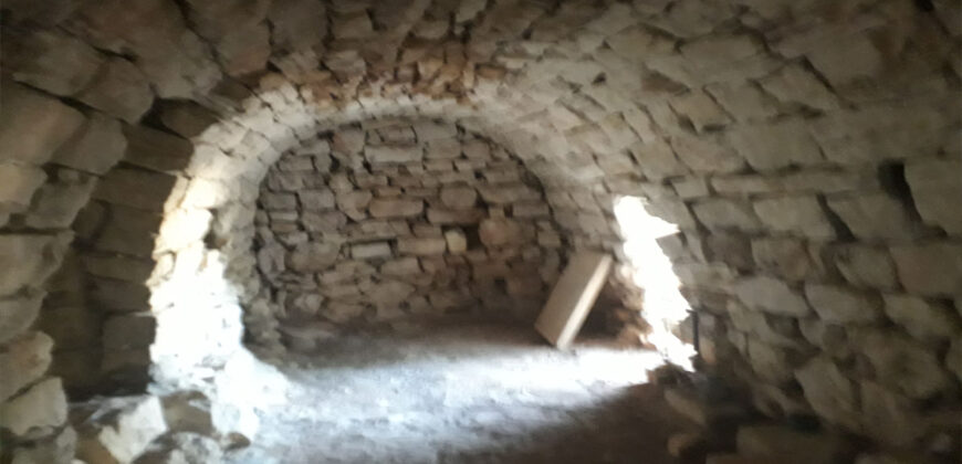 Old House for Sale Kharbeh Jbeil Housing Area 470Sqm and 2 Old Cellars Land Area 1205Sqm