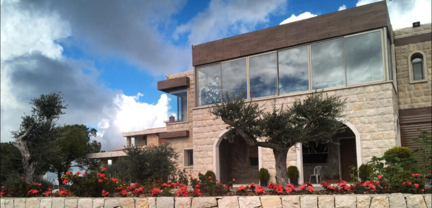 Villa for Sale Aannaya – Kfar Baal Jbeil Housing Area 400Sqm The Area of the Land 1050Sqm