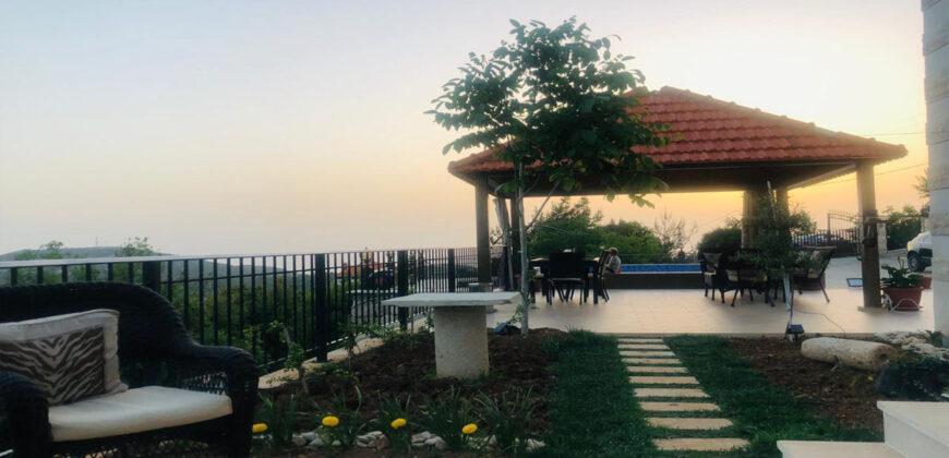 Villa for Sale Lehfed Jbeil Housing Area 360Sqm The Area of the Land 1350Sqm