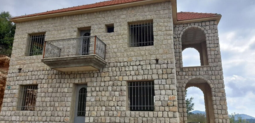 House for Sale Hardine – Beit Kassab Batroun Area Housing 200Sqm