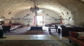 Old House for Sale Aabdelali Batroun Housing Area 200Sqm Land Area 1000Sqm