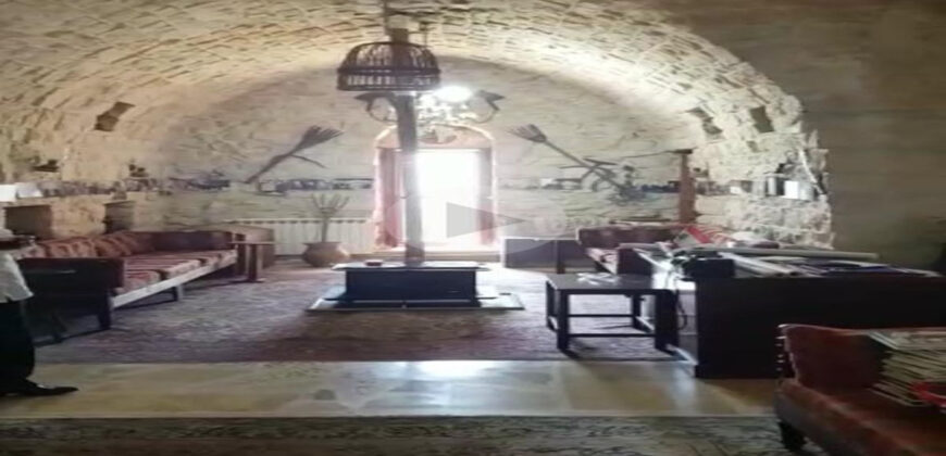 Old House for Sale Aabdelali Batroun Housing Area 200Sqm Land Area 1000Sqm