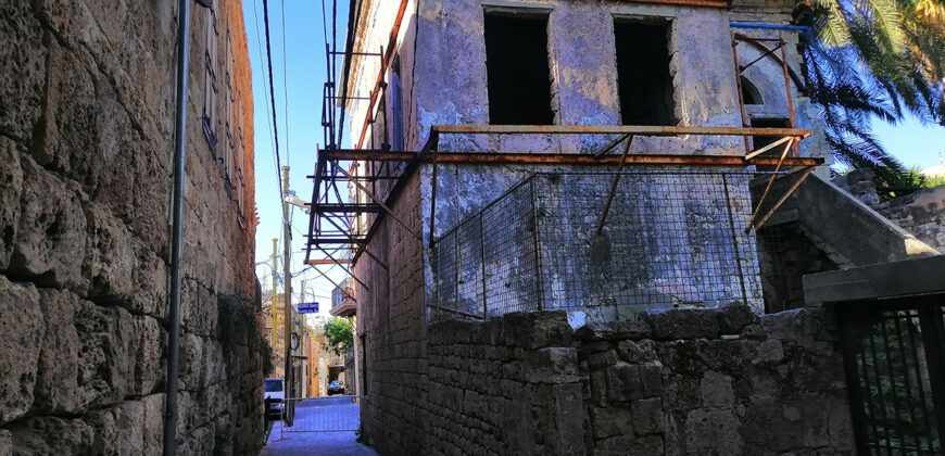 Old House for Sale Batroun City Area 145Sqm