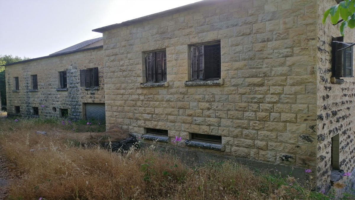 Old House for Sale Mechmech Jbeil Housing Area Around 800Sqm Land Area 2798Sqm