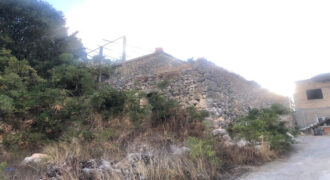 Old House for Sale Aabeidat Jbeil Housing Area 150Sqm Land Area 2100Sqm