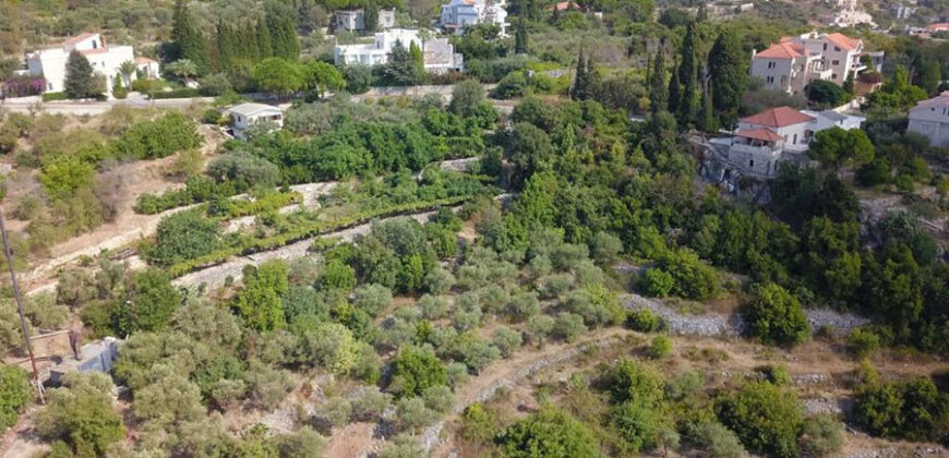 Land for Sale Monsef Jbeil Area 1522Sqm