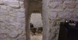 Old House for Sale Jran Batroun Housing Area 100Sqm and Land Area 1320Sqm