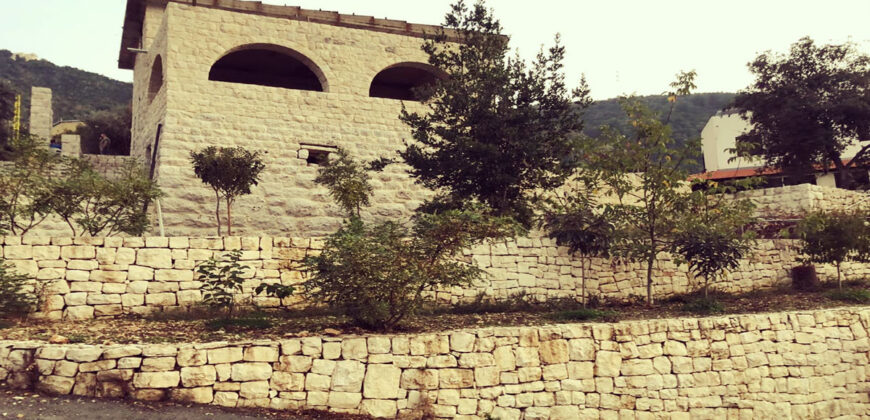 House for Sale Bezhel Kesserwan Housing Area 232Sqm and Land Area 1490Sqm