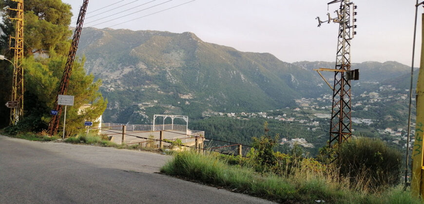 Land for Sale Adonis Sannour Jbeil Area 850Sqm