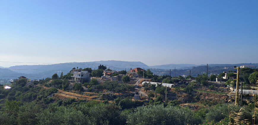 Old House for Sale Behdaidat Jbeil Housing 2 Floor Area 200Sqm & Land Area 2000Sqm .