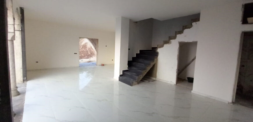 Villa for Sale Aassia Batroun 210Sqm & Land Area 660Sqm