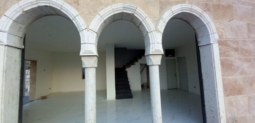 Villa for Sale Aassia Batroun 210Sqm & Land Area 660Sqm