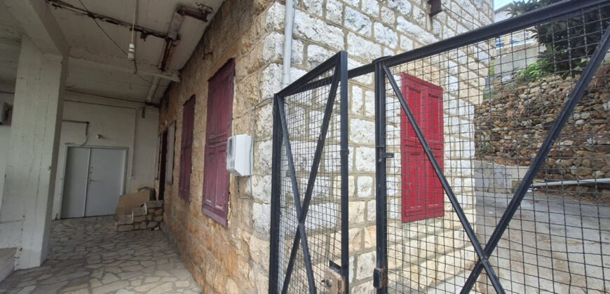 Old House for Sale Beit Chabeb Matn Housing 2 Floor 440Sqm & Land Area 220Sqm