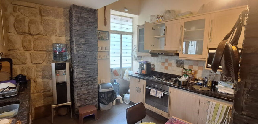 Old House for Sale Beit Chabeb Matn Housing 2 Floor 440Sqm & Land Area 220Sqm