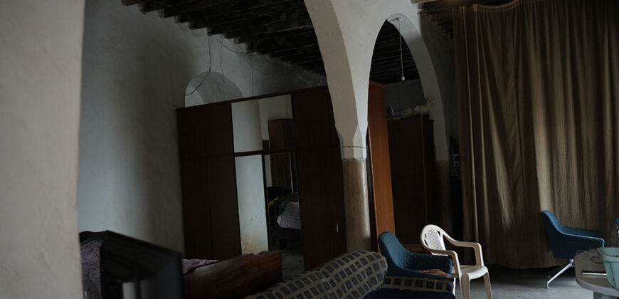 Old House for Sale Aamchit Jbeil Housing Area 400Sqm Land Area 13800Sqm