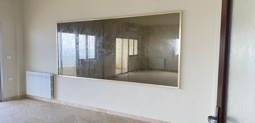 Used Apartment for Sale Bouar Kesserwan Area 210Sqm