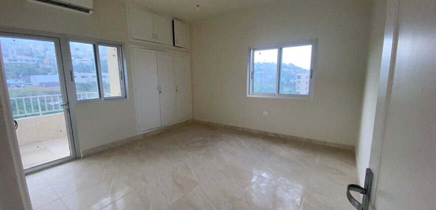 Used Apartment for Sale Bouar Kesserwan Area 210Sqm