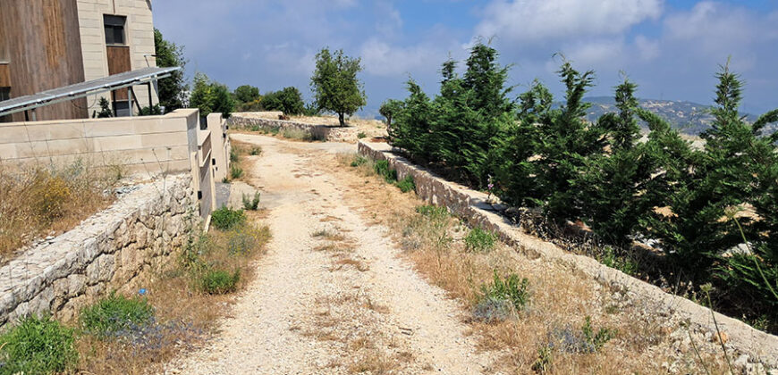 Land for Sale Hadtoun Batroun Area 1447sqm