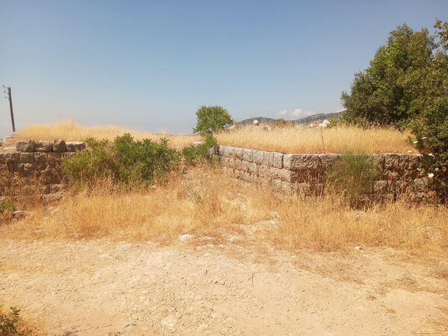 Old House for Sale Douma Batroun Two Stone Contract 60Sqm Land Area 1738Sqm