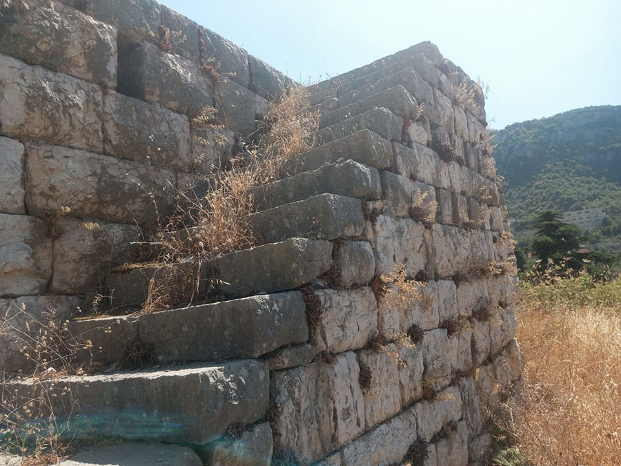 Old House for Sale Douma Batroun Two Stone Contract 60Sqm Land Area 1738Sqm
