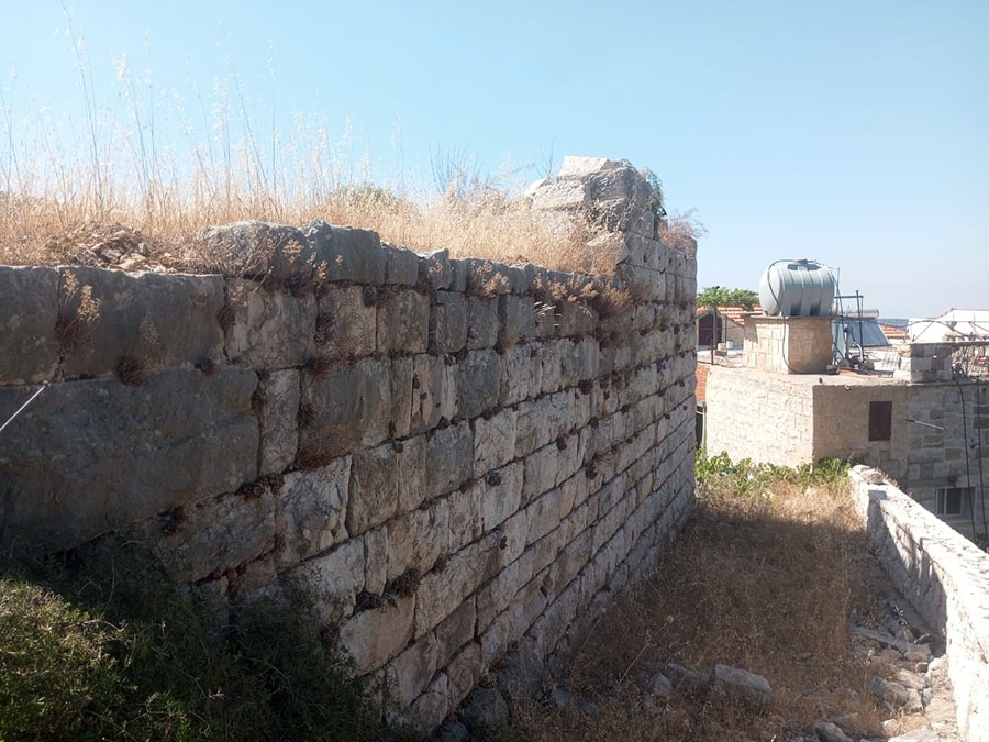 Old House for Sale Douma Batroun Two Stone Contract 60Sqm Land Area 1738Sqm