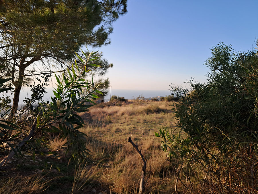 Land for Sale Bentael Jbeil Area 860Sqm
