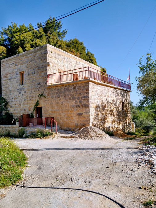 Old House for Sale Hardine – Beit Kassab Batroun Land Area 1200Sqm 180Sqm Built