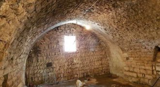 Old House for Sale Kaftoun Koura Housing Area 100Sqm Land Area 743Sqm